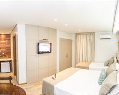 Luxo Triplo Casal + Solteiro