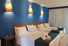 Apartamento família lateral mar