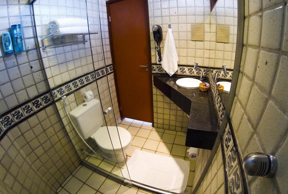 HOTEL AREIAS BELAS Banheiros-2.jpg