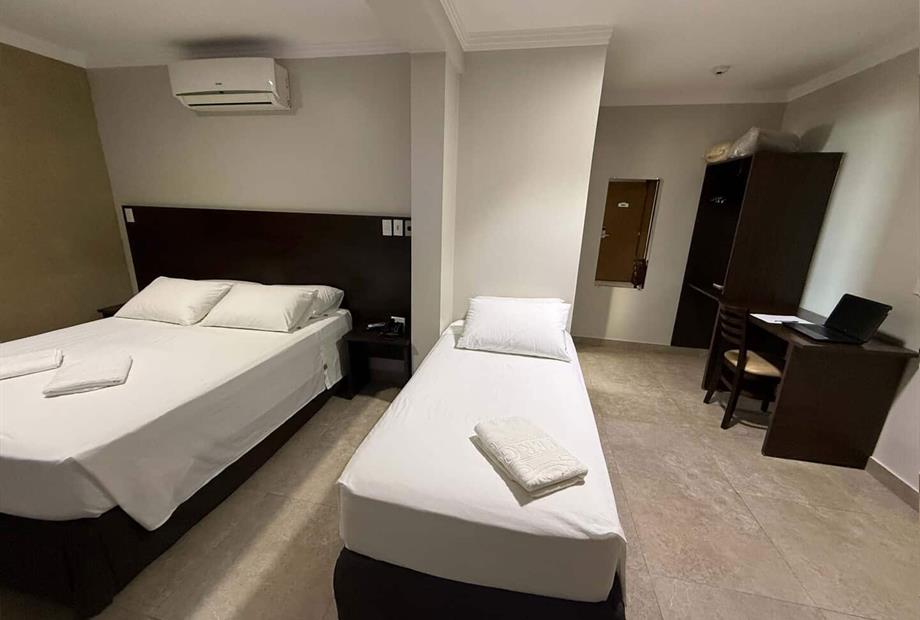 cs quarto inteiro.jpg