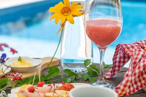 whatsapp image 2023-03-14 at 10.32.25 (1).jpeg