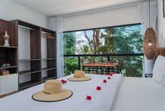 Master com Hidromassagem