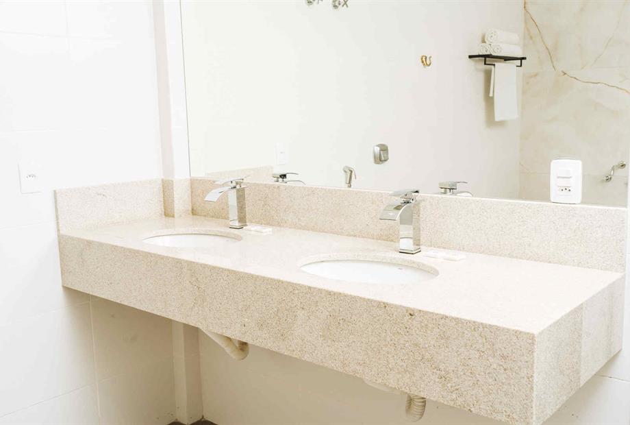 quarto 201-2-17 (2).jpg