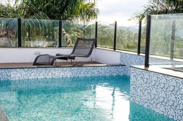 piscina2.jpg