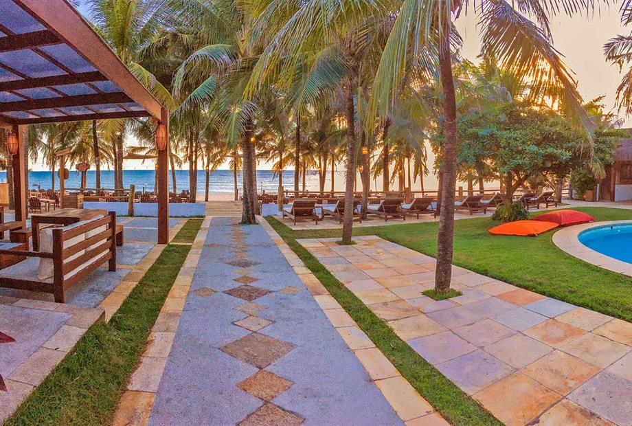 DURO BEACH - POOL AREA.jpg