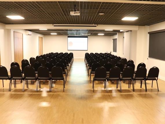 centro de eventos 3.jpg