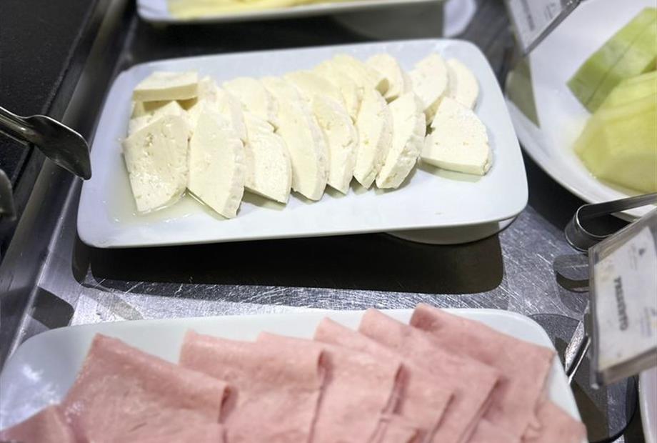 cafe - bh convention (4).jpeg