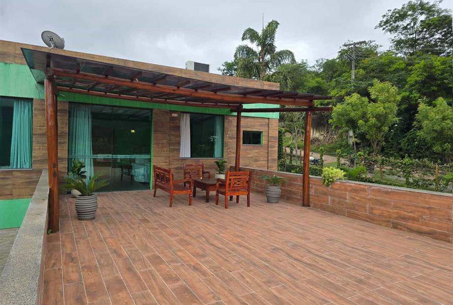 whatsapp image 2025-02-14 à 16.00.11_731856d2.jpg