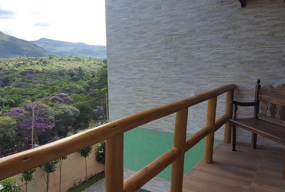 Suíte 205 Varanda.jpg