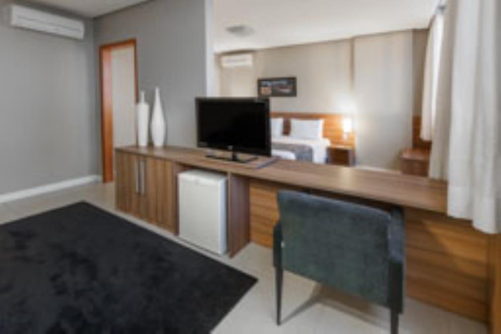 8. Room 1-3.jpg