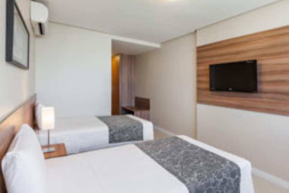9. Room 2-2.jpg