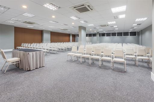 4. Event room 1.jpg