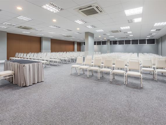 4. Event room 1.jpg