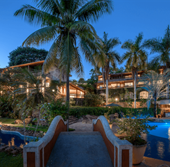 hotel canto das aguas ponte piscina.png