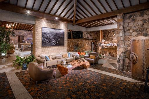 hotel canto das aguas lobby e recepção.jpg.jpg