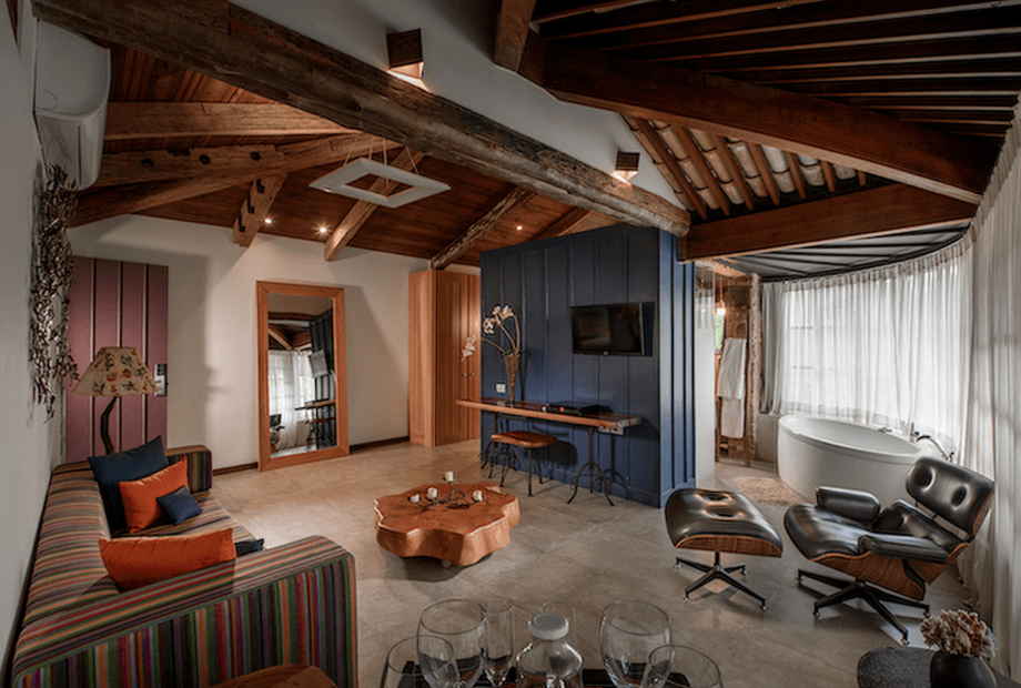 hotel canto das aguas suite do canto.png