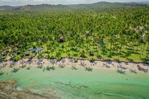 vista aerea hotel e praia pontal 3.jpg