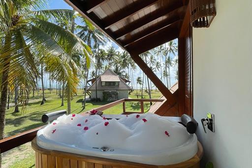 bangalo casal luxo ofuro 4.jpeg