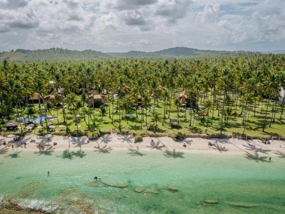 vista aerea hotel e praia pontal 5.jpg