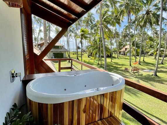 bangalo casal luxo ofuro 1.jpeg