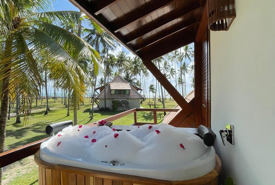 bangalo casal luxo ofuro 4.jpeg