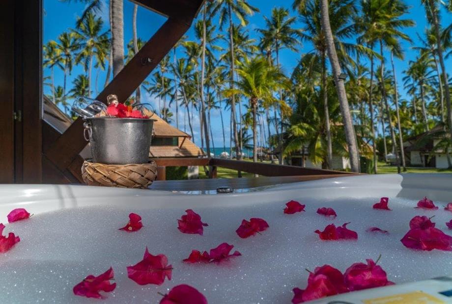 bangalo casal ofuro5 pontal.jpg