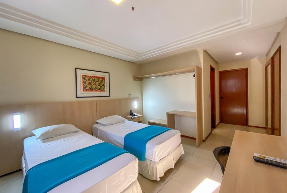 hotel crystal (530).jpg