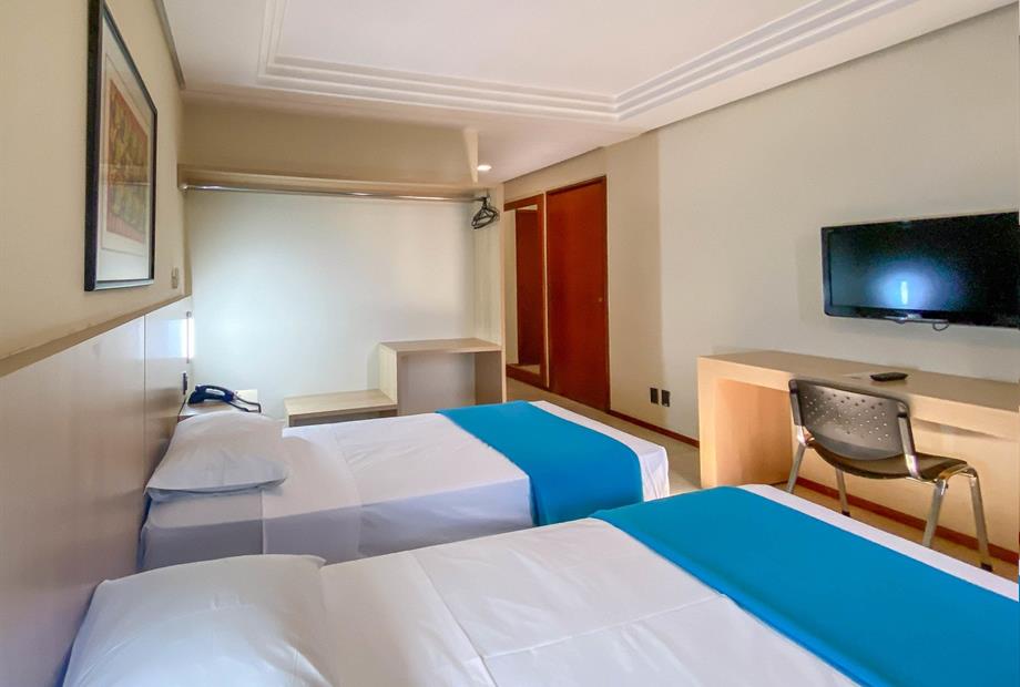 hotel crystal (532).jpg