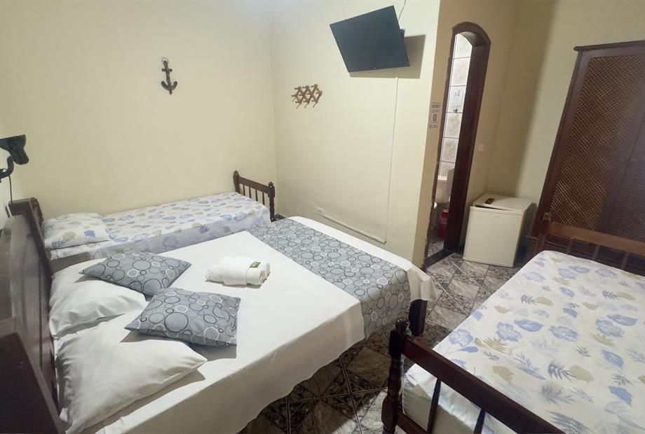 4. quadruplo casal e 2 solteiros (5).jpg