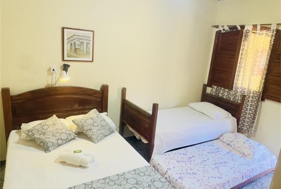 3. quadruplo casal, solteiros e auxiliar (12).jpg