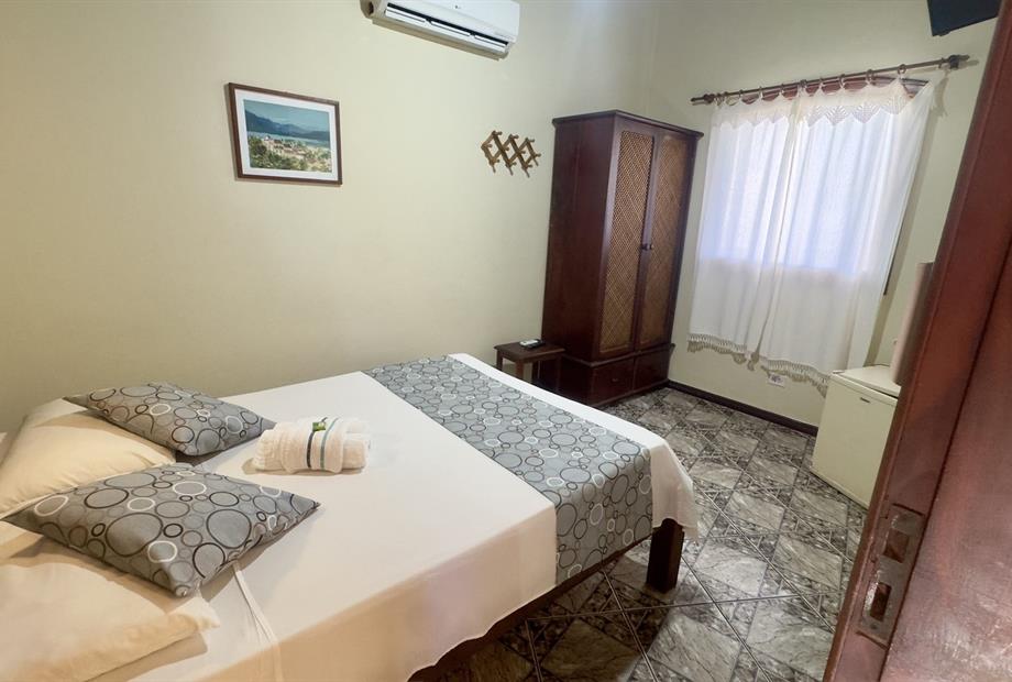 2. quarto casal (5).jpg