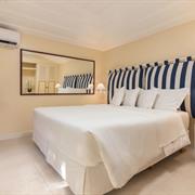 Quarto Confort Junior Duplo