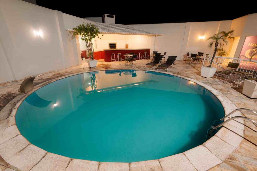 piscina.jpg