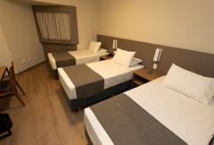 LUXO TRIPLO SOLTEIRO