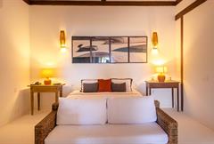 Suíte Master com Vista Mar e Piscina Privativa