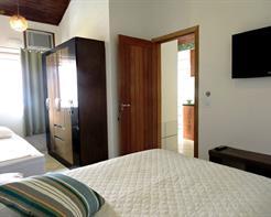 Flat Luxo 2 Quartos (com estacionamento)