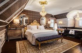 Imperial- Suíte Master com Banheira de Hidromassagem do Hotel Colline de France