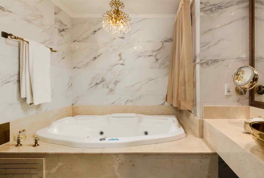 banheira 207 em baixa.jpg