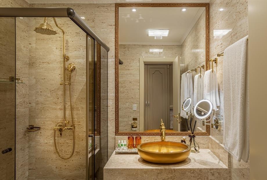 WhatsApp Image 2019-11-08 at 16.38.06 (3).jpeg