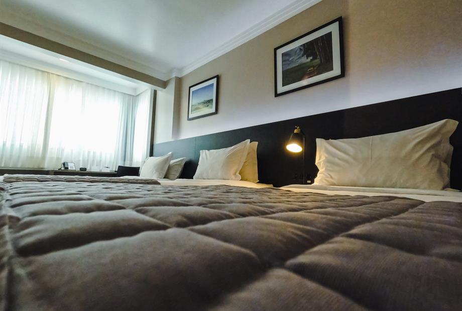 08 triplo 03 camas de solteiro.jpg