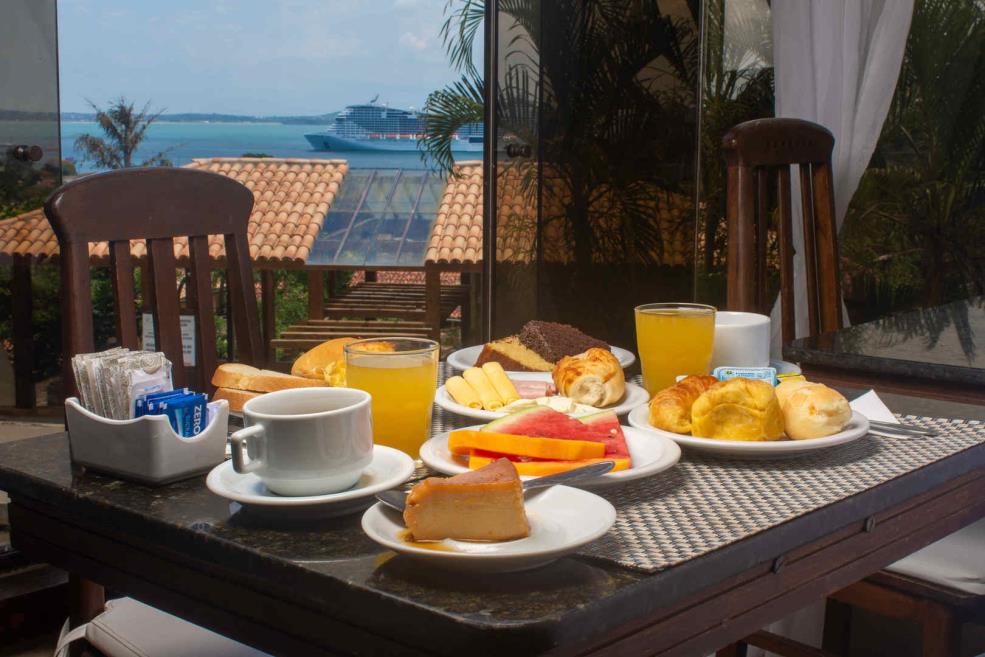 vm desayuno mesa-15-alta.jpg