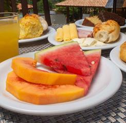 vm desayuno mesa-10-alta.jpg