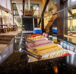 vm desayuno salon-7-alta.jpg