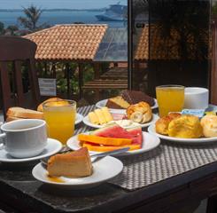 vm desayuno mesa-14-alta.jpg