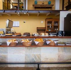 vm desayuno salon-11-alta.jpg