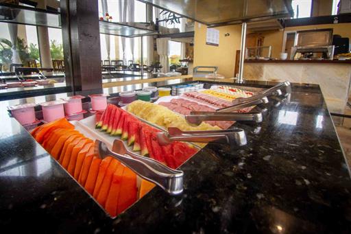 vm desayuno salon-8-alta.jpg