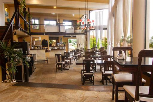 vm desayuno salon-21-alta.jpg