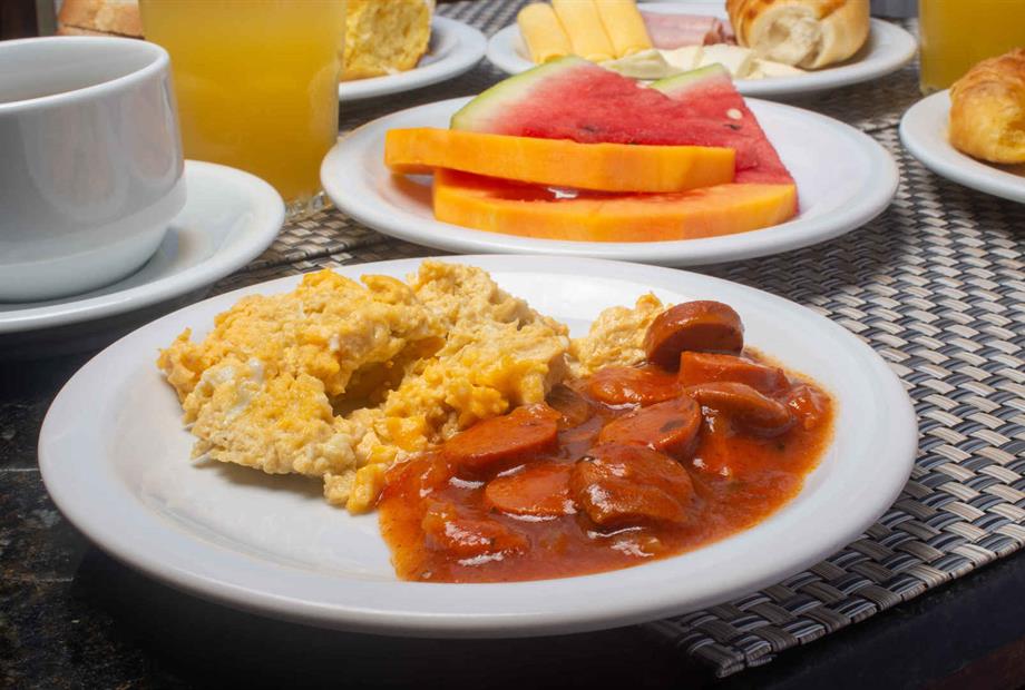 vm desayuno mesa-19-alta.jpg