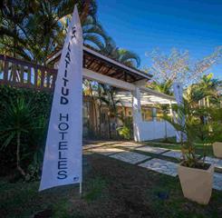 latitud fachada-alta.jpg