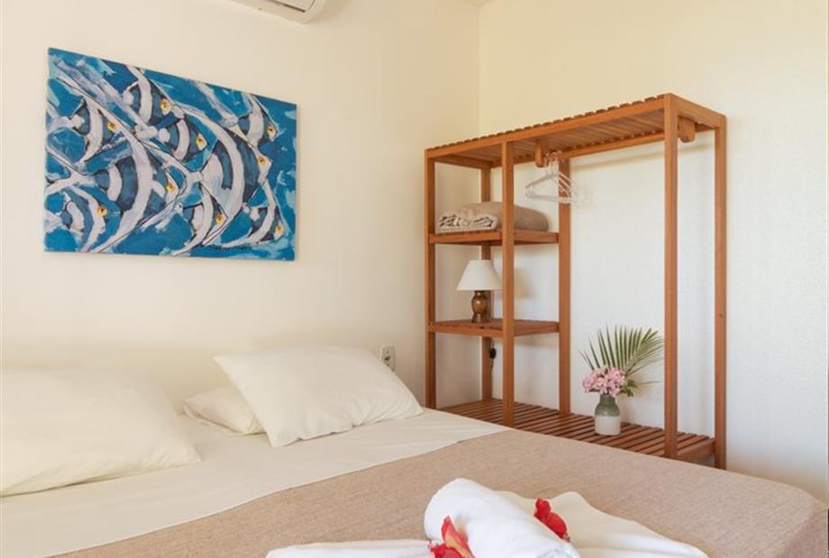 img_3876-edit cuarto 1.jpg